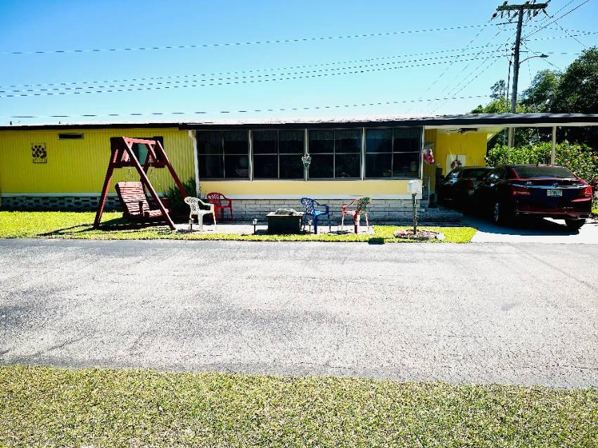 32 Ee Street a Lakeland, FL Mobile or Manufactured Home for Sale